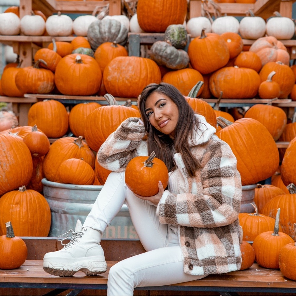Cozy Plaid Sherpa Jacket - Cream and Brown, MINKPINK SMALL / Fall retreat
